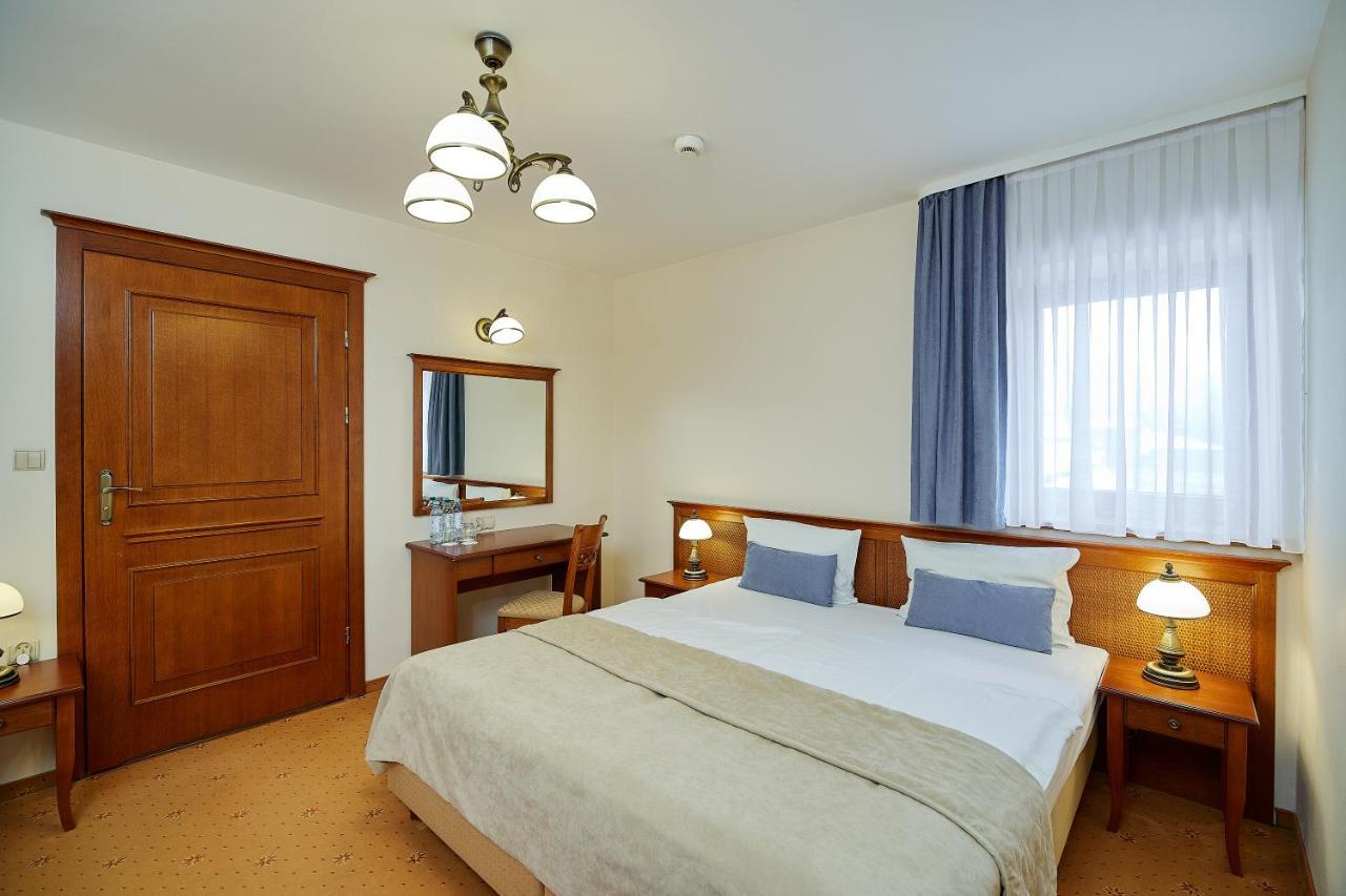 Hotel Burkaty Bialka Tatrzanska Buitenkant foto