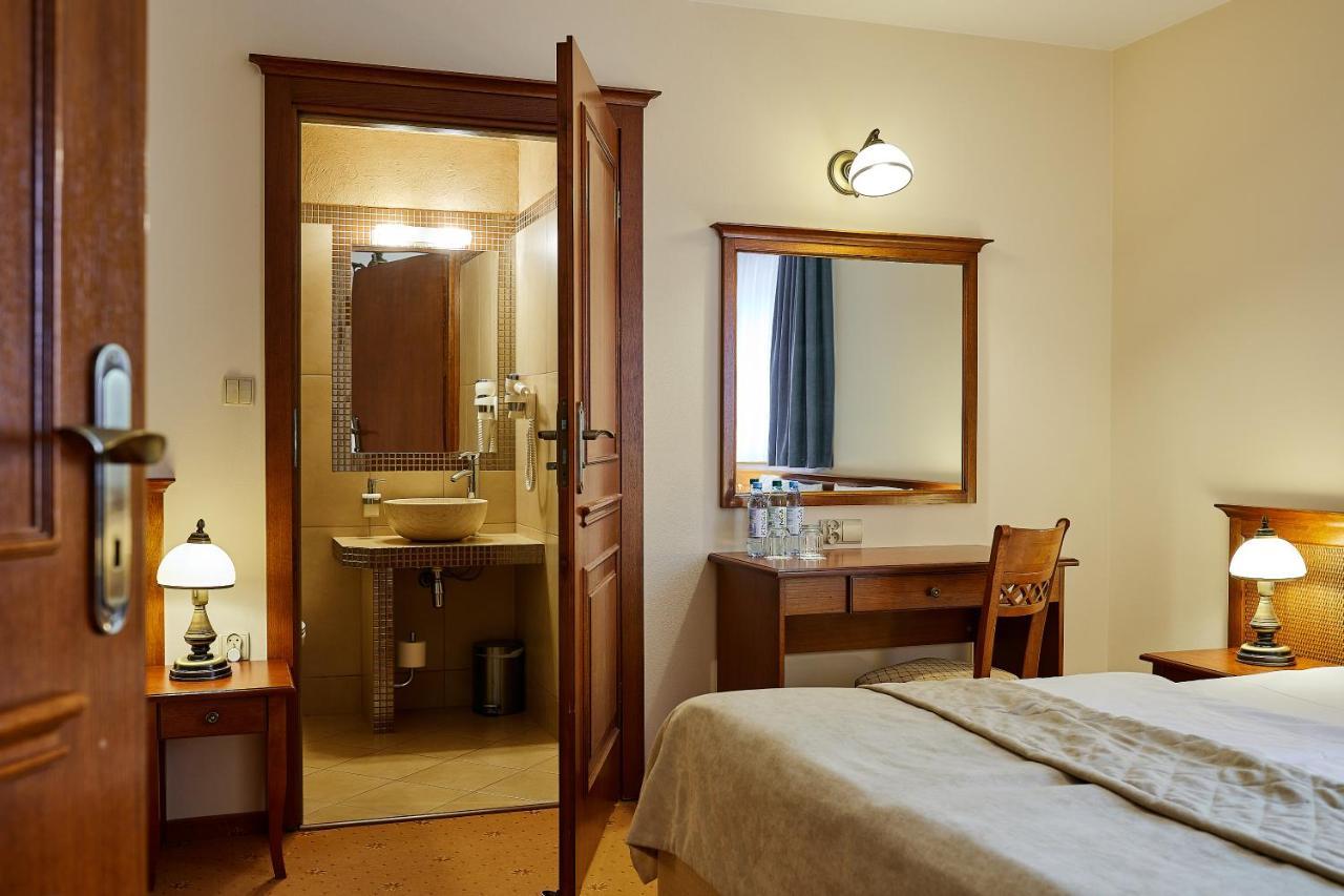 Hotel Burkaty Bialka Tatrzanska Buitenkant foto
