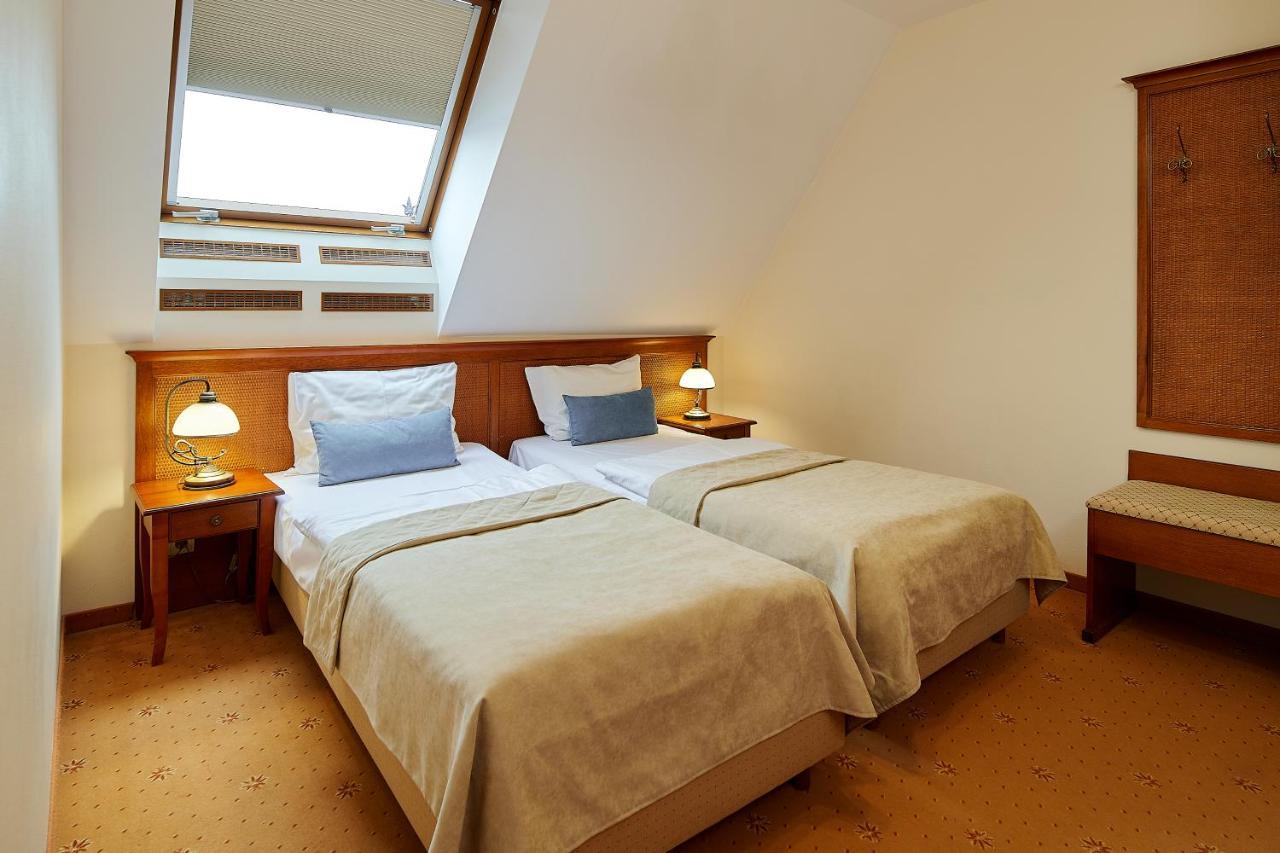 Hotel Burkaty Bialka Tatrzanska Buitenkant foto