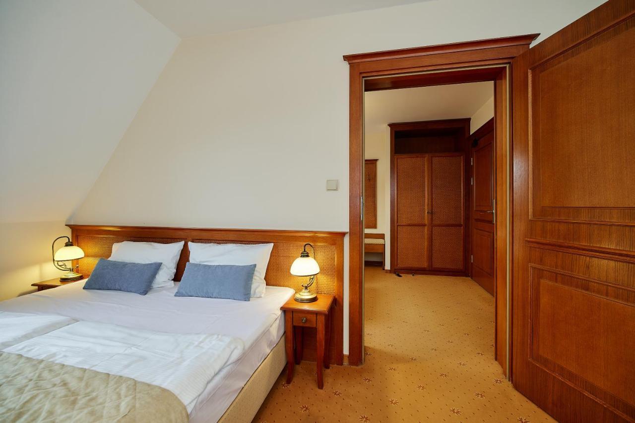 Hotel Burkaty Bialka Tatrzanska Buitenkant foto